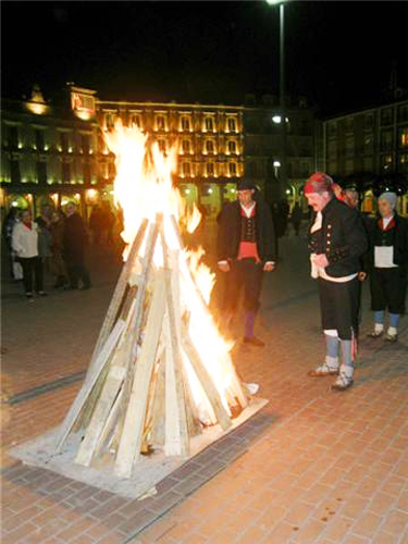 Grupo Tradicional Gavilla - Canto de Las Marzas